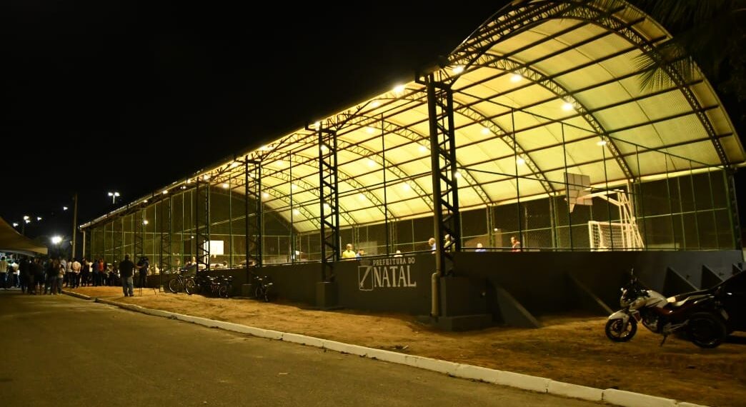 Prefeitura de Natal entrega a maior quadra coberta de Natal no Conjunto Satélite