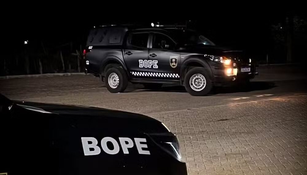 Mãe é feita refém pelo próprio filho em Natal, diz PM