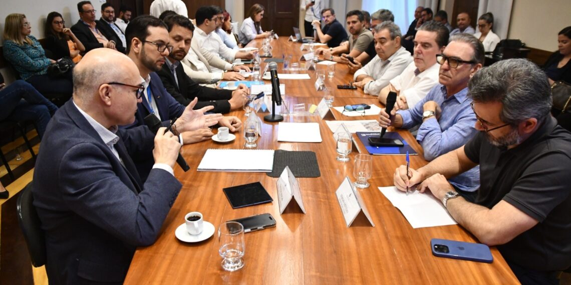 Prefeitura e Caixa Econômica discutem modalidades habitacionais para revitalizar o centro