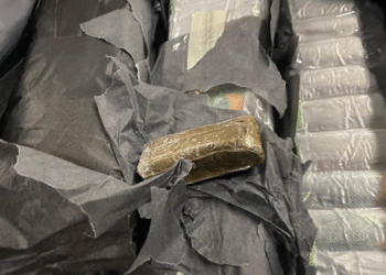 PF apreende mais de 6 kg de haxixe e prende passageira no Aeroporto Internacional de Natal