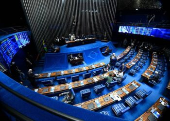 Em meio à tensão entre Alcolumbre e Lula, Senado deve votar “pauta-bomba”