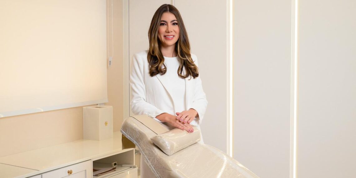 Excesso de açúcar nas festas pode agravar acne e oleosidade da pele, alerta dermatologista