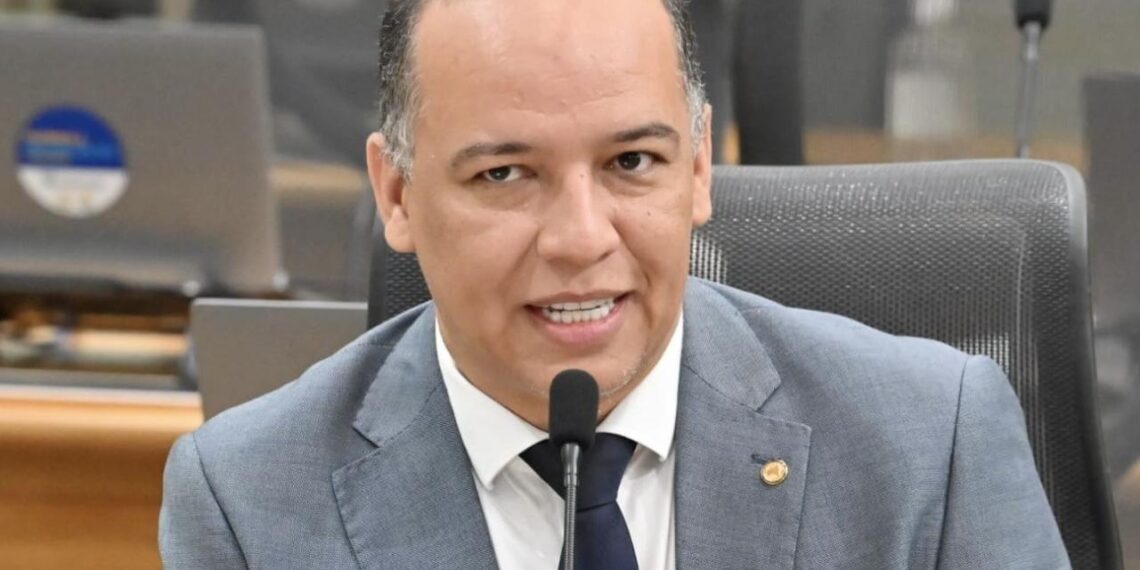 Taveira Júnior encerra o ano com alta produtividade na ALRN