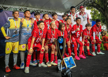 Meninos do América ganham Pernambuco Cup Ouro de Society