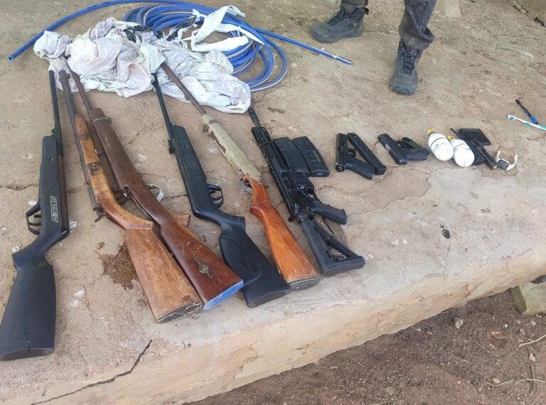 Operação conjunta prende quatro homens e apreende arsenal no interior do RN