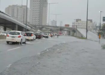 RN entra em estado de alerta: chuvas fortes e ventos podem causar estragos até domingo (8)