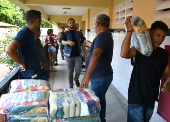 Prefeitura de Natal amplia assistência e entrega cestas básicas a famílias atingidas por alagamentos