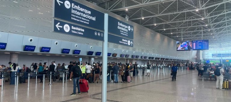 Greve na Argentina cancela voos entre Natal e Buenos Aires nesta quinta (19)