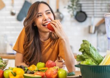 Pós-Carnaval: nutricionista orienta como “desinflamar” o corpo e recuperar a saúde intestinal após os excessos