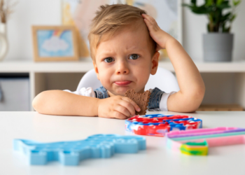 Infância: veja lista de comportamentos das crianças que parecem estranhos, mas são normais para o desenvolvimento