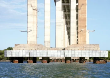 Obra de construção das defensas da Ponte Newton Navarro recebe autorização do Idema