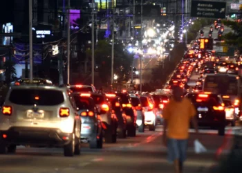 Natal vai dar mais fluidez ao trânsito com novos semáforos inteligentes