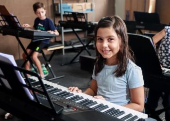 Investindo em cultura: Prefeitura de Parnamirim amplia acesso com oficinas gratuitas na SEMUC