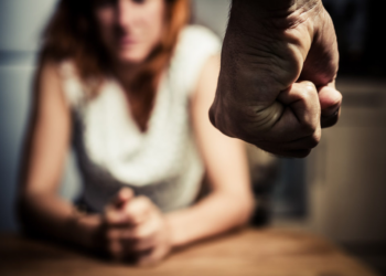 RN veta cargos públicos para condenados por feminicídio