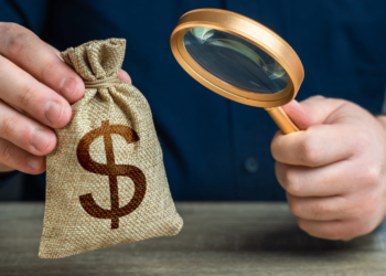 Microcrédito: sistema transforma inclusão financeira em dívida permanente