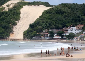 Turismo em Natal vive de picos: lota por semanas e esvazia a economia por meses