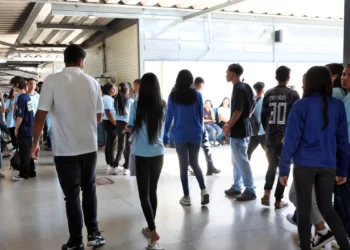 Pé-de-Meia: beneficiários nascidos em novembro e dezembro recebem hoje