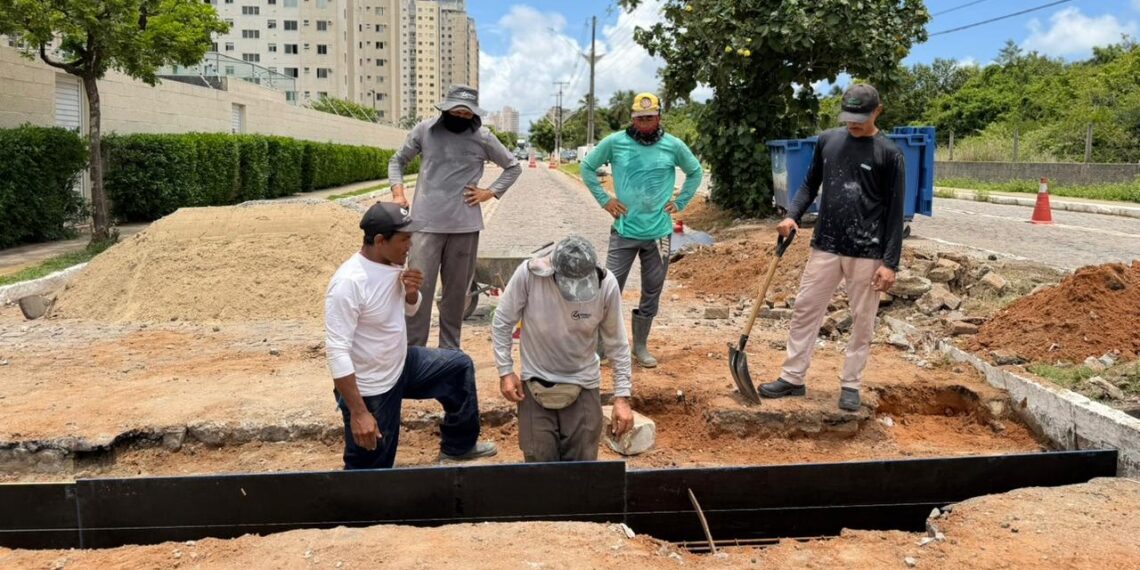 Prefeitura inicia manutenção do sistema de drenagem em Nova Parnamirim
