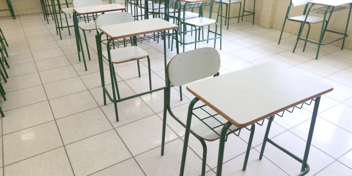 Empresas privadas avançam sobre a gestão educacional em municípios do RN