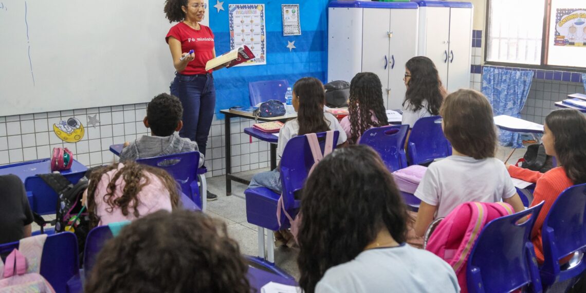 Parnamirim: Prefeitura convoca professores aprovados em processo seletivo