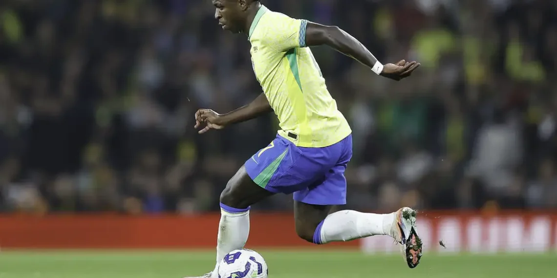 Brasil enfrenta França em fase final de preparação para Copa do Mundo