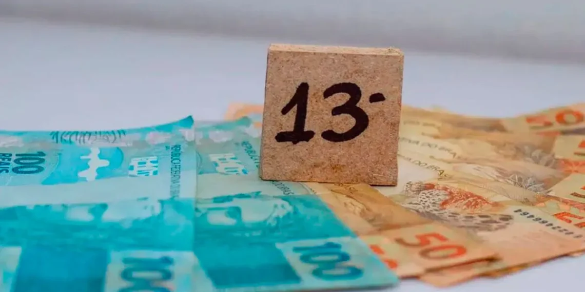 Governo confirma pagamento antecipado do 13º para aposentados e pensionistas