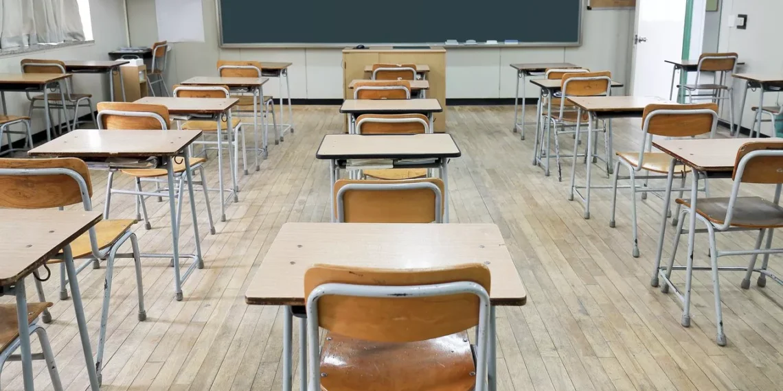 RN sustenta rede de ensino com professores temporários e transforma exceção em regra estrutural