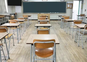 RN sustenta rede de ensino com professores temporários e transforma exceção em regra estrutural