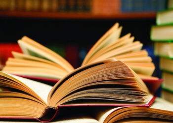 Consumo de livros cresce no Brasil, mas acesso e preço ainda travam expansão