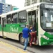 Transporte informal ocupa espaço do sistema de ônibus e redefine mobilidade real em Natal