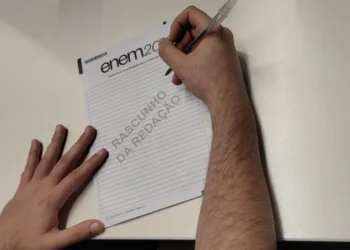 Inep divulga notas do Enem com soma errada e compromete confiança no resultado