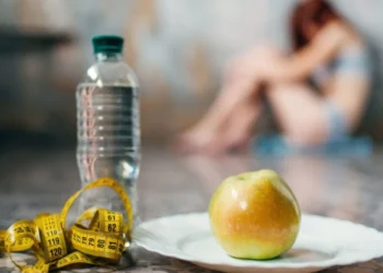 Transtornos alimentares são promovidos como “estilo de vida” em vídeos virais nas redes sociais