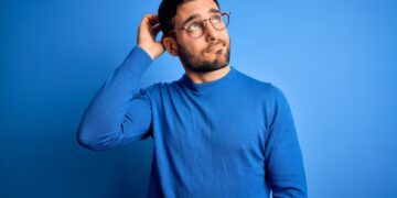 Vacinação fragmentada confunde população enquanto cobertura contra gripe despenca no Brasil