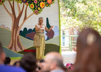Bosque Encena leva espetáculo interativo ao Parque das Dunas neste domingo (26)