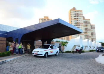 Paralisação de médicos atinge serviços de alta complexidade em Natal nesta segunda (27)