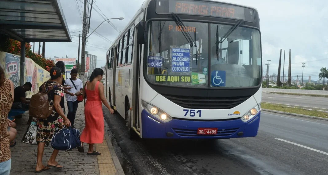 Transporte intermunicipal do RN é paralisado após salários atrasados