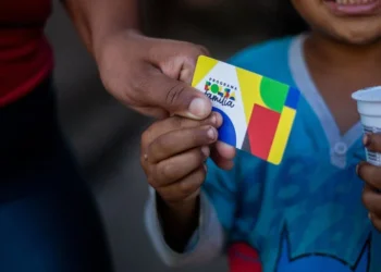 Cadastro desatualizado mantém benefício para quem não precisa e exclui famílias necessitadas no RN