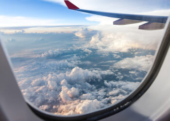 Combustível sobe, passagens disparam até 31% e turismo começa a mudar de rota no Brasil