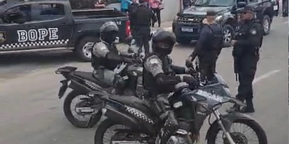 Perseguição policial causa movimentação intensa na Avenida Tomaz Landim