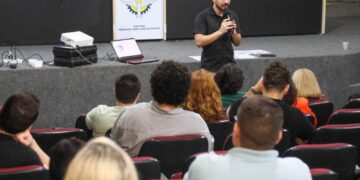 Parceria entre Prefeitura de Parnamirim e UFRN fortalece debate sobre saúde digital