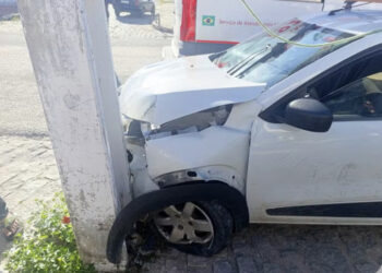 Homem é preso após furtar carro, atropelar idoso e ameaçar incendiar casa em Natal