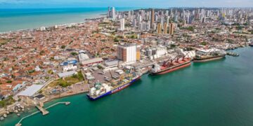 Passageiros de cruzeiro são socorridos em Natal após atendimentos médicos a bordo