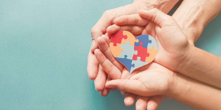 Campanha sobre autismo chega à 3ª edição e passa a atuar em mais de 200 condomínios de Natal