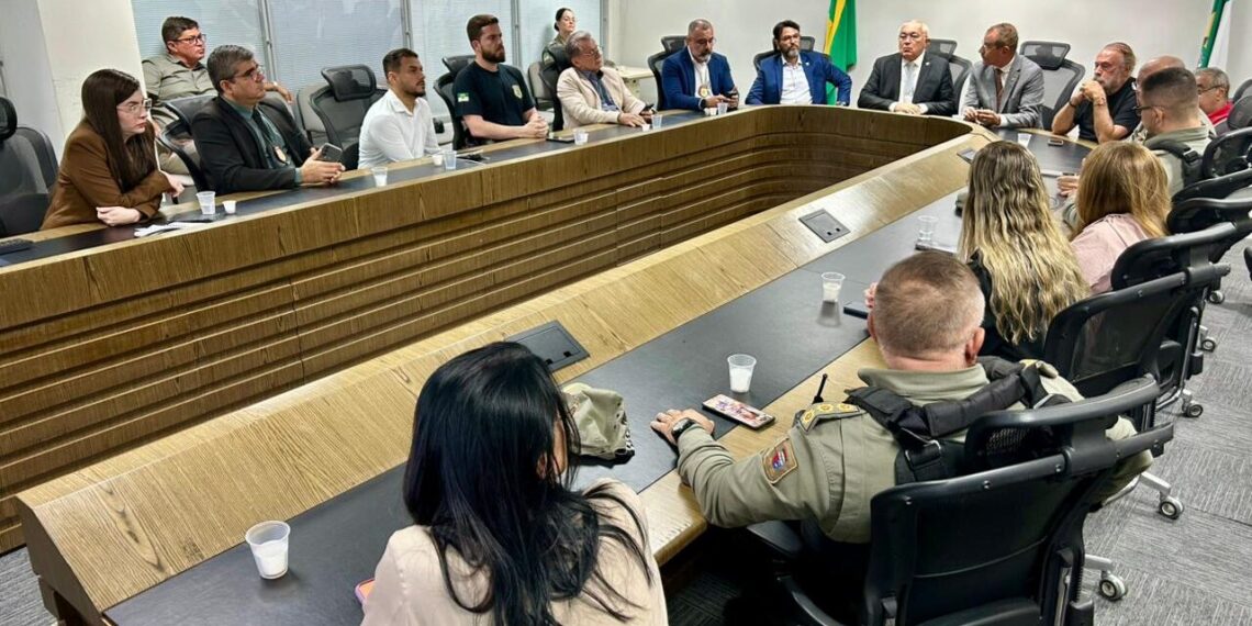 Governo amplia policiamento para assegurar funcionamento dos ônibus em Natal