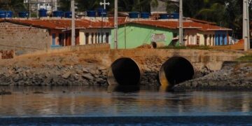 Chuvas intensas e o turismo internacional influenciam a circulação de genes associados à resistência a antibióticos e à virulência bacteriana