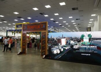 FEMPTUR celebra identidade potiguar e reúne milhares de visitantes em Natal