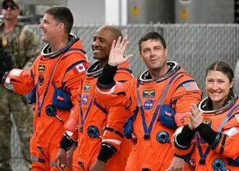 Artemis II tem falha no sistema sanitário após lançamento; missão é a primeira à Lua com banheiro