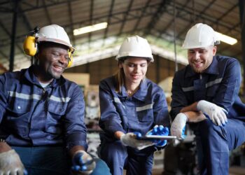 Conheça os direitos de quem vai trabalhar no dia 1º de maio