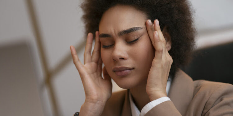 Dificuldade para enxergar pode indicar problema grave, alerta especialista