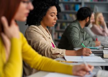 Bolsas de doutorado crescem 39% no Nordeste e reposicionam distribuição da pesquisa no país